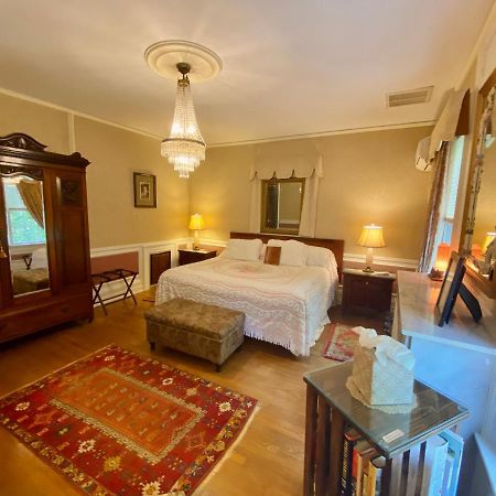 The Melange Inn Хендерсонвилл Экстерьер фото