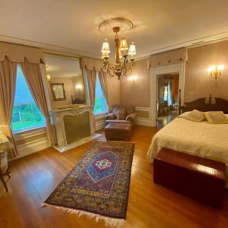 The Melange Inn Хендерсонвилл Экстерьер фото